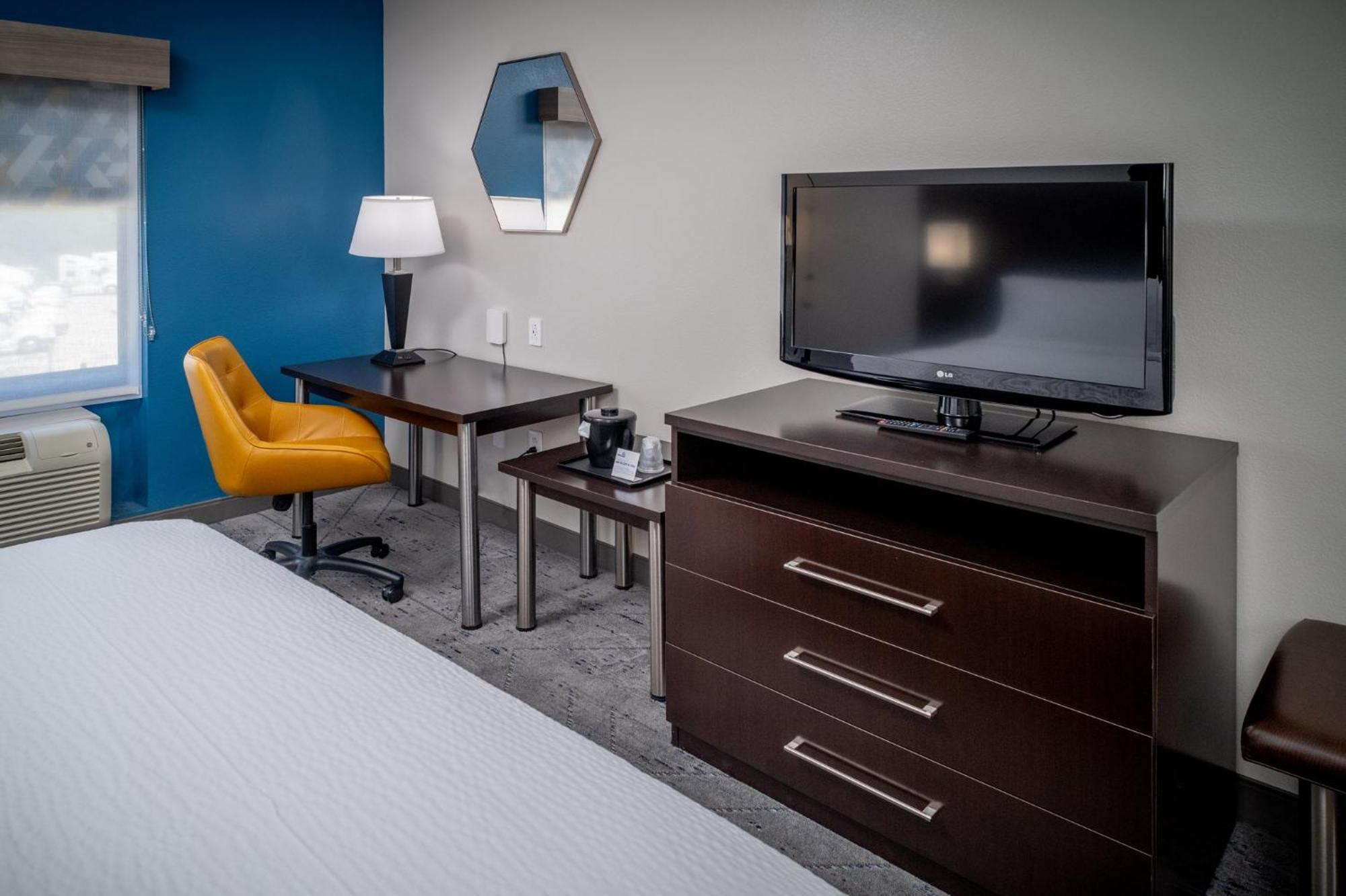 Holiday Inn Express & Suites Cross Lanes By Ihg Exterior foto